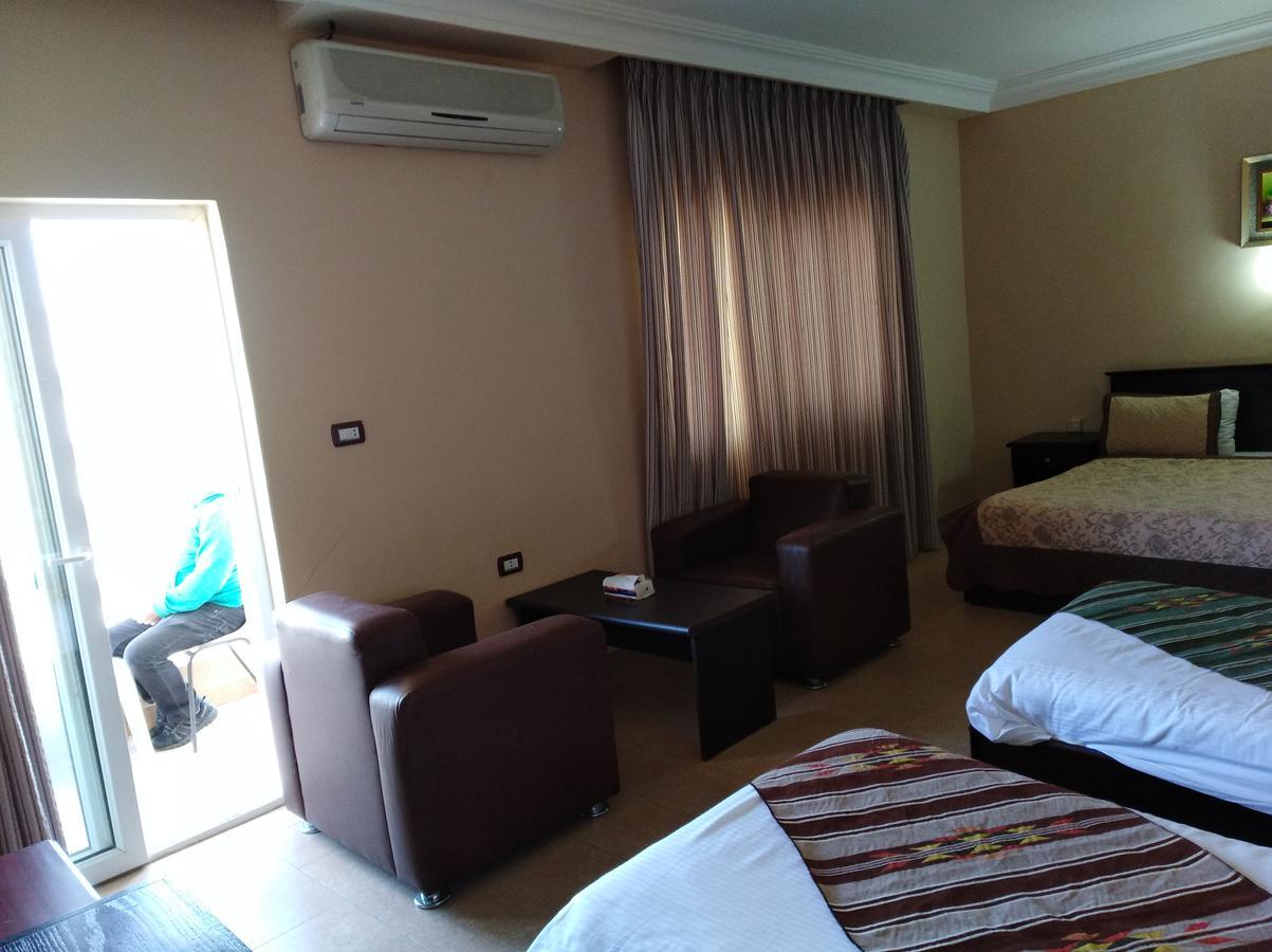 Delilah Hotel Madaba Exterior foto